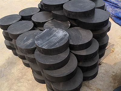 恩施市板式橡胶支座由若干层橡胶片与薄钢板经加压硫化
